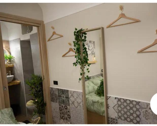 ナポリ Casina Via Foria Bed & Breakfast エクステリア 写真